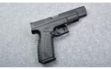 Springfield XDM .40 S&W - 1 of 4
