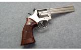 Smith & Wesson M586-1 .357 Mag. - 1 of 4