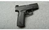 Springfield ~ XDM-40 ~ .40 S&W - 1 of 4