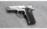 Smith & Wesson ~ 5906 ~ 9mm Luger - 2 of 3