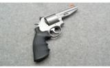 Smith & Wesson ~ 686-6 ~ .357 Mag. - 1 of 5