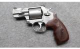 Smith & Wesson ~ 686-6 ~ .357 Magnum - 2 of 4