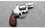 Smith & Wesson ~ 686-6 ~ .357 Magnum - 1 of 4