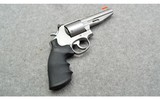 Smith & Wesson ~ 686-6 ~ .357 Mag. - 1 of 5