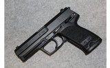 HK ~ USP ~ .40 S&W - 2 of 2