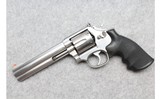 Smith & Wesson ~ 686-1 ~ .357 Magnum - 2 of 2