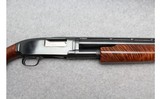 Winchester ~ 12 ~ 12 Gauge - 3 of 10