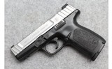 Smith & Wesson ~ SD40 VE ~ .40 S&W - 2 of 2