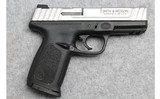 Smith & Wesson ~ SD9 VE ~ 9mm Luger - 1 of 2