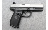 Smith & Wesson ~ SW40VE ~ .40 S&W - 1 of 2