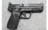 Smith & Wesson ~ M&P 9 M2.0 ~ 9mm Luger - 1 of 2