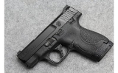 Smith & Wesson ~ M&P 9 SHIELD ~ 9mm Luger