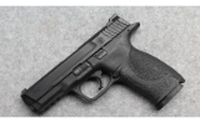 Smith & Wesson ~ M&P 40 ~ .40 S&W