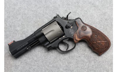 Smith & Wesson ~ 329PD ~ .44 Magnum - Image 2 of 2