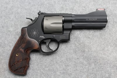 Smith & Wesson ~ 329PD ~ .44 Magnum