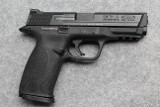 Smith & Wesson ~ M&P 40 ~ .40 S&W - 1 of 2