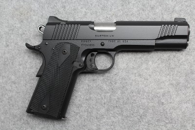 Kimber
Custom LW
.45 Auto