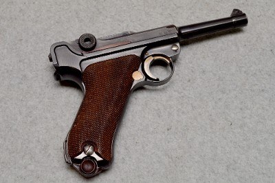 Mauser
P 08
9mm Luger