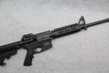 Smith & Wesson ~ M&P-15 ~ 5.56x45mm NATO - 1 of 10