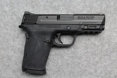 Smith & Wesson ~ M&P 9 SHIELD EZ ~ 9mm Luger