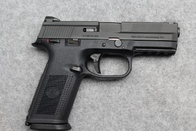 FN ~ FNS-9 ~ 9mm Luger