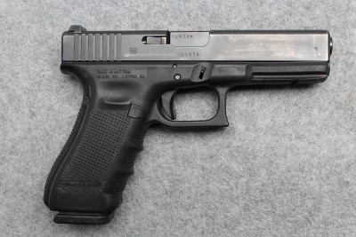Glock ~ 17 Gen 4 ~ 9mm Luger