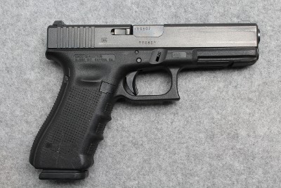 Glock ~ 17 Gen 4 ~ 9mm Luger
