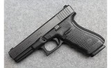 Glock ~ 21 Gen 4 ~ .45 Auto - 2 of 2