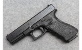 Glock ~ 17 ~ 9mm Luger - 2 of 2