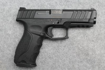 Stoeger ~ STR-9 ~ 9mm Luger