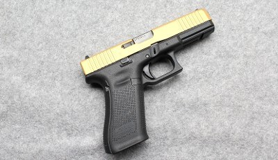 Glock ~ 17 ~ 9mm Luger - Image 1 of 7