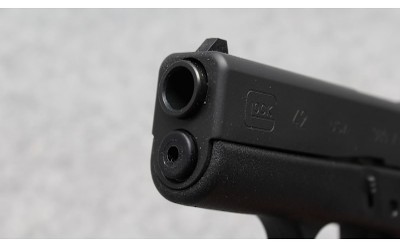 Glock ~ G42 Subcompact ~ .380 ACP - Image 5 of 7