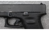 Glock ~ G17 ~ 9mm Luger - 3 of 7