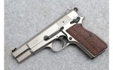 Inglis ~ P-35 ~ 9mm Luger - 2 of 2