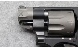 Smith & Wesson ~ Model 327 ~ .357 Magnum - 4 of 7