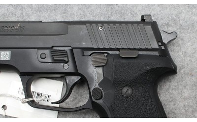 Sig Sauer ~ P229 M11-A1 ~ 9mm Luger - Image 3 of 7