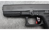 Glock ~ G17 ~ 9mm Luger - 4 of 7