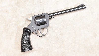 H&R ~ 622 ~ .22 Cal - Image 1 of 5