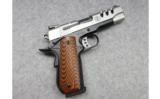 Smith & Wesson ~ 1911 ~ .45 Auto - 1 of 2