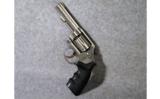 Smith & Wesson ~ 64-7 ~ 38 Special. - 2 of 3