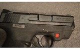 Smith & Wesson ~ M&P 9 Shield M2.0 ~ 9 mm Luger - 3 of 7