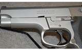 Smith & Wesson ~ 5906 ~ 9 mm Luger - 8 of 8