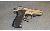 Smith & Wesson ~ 5906 ~ 9 mm Luger - 1 of 8