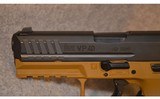 Heckler & Koch ~ VP 40 ~ .40 S&W - 9 of 9
