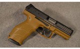Heckler & Koch ~ VP 40 ~ .40 S&W - 1 of 9