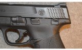 Smith & Wesson ~ M&P 40 Shield ~ .40 S&W - 7 of 9