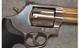 Smith & Wesson ~ 686-6 ~ .357 Magnum - 3 of 9