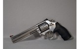 Smith & Wesson ~ 686-6 ~ .357 Mag - 2 of 6