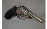 Smith & Wesson ~ 631 ~ .32 Magnum