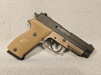 Sig Sauer ~ P220 ~ .45 ACP